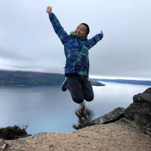 1043609139082388_1593645784078718 1537152160