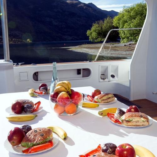 Lunchbox lunch vertical